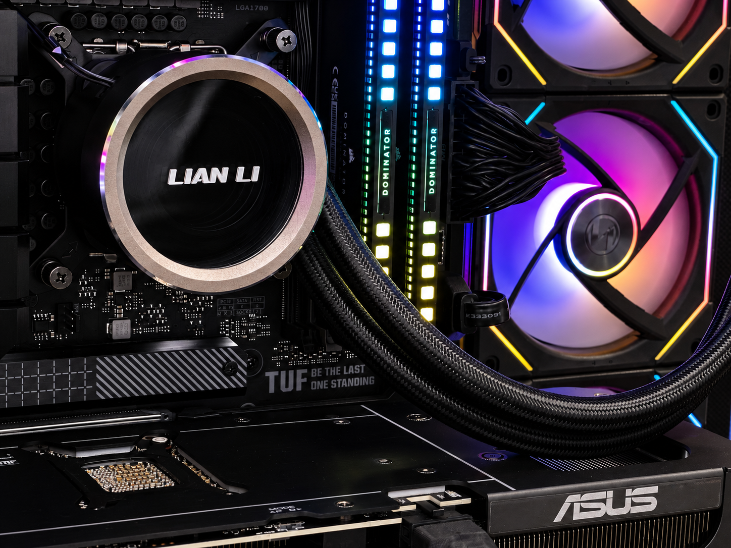 I7-13700K | 32GB DDR5 | RTX 5070 12GB