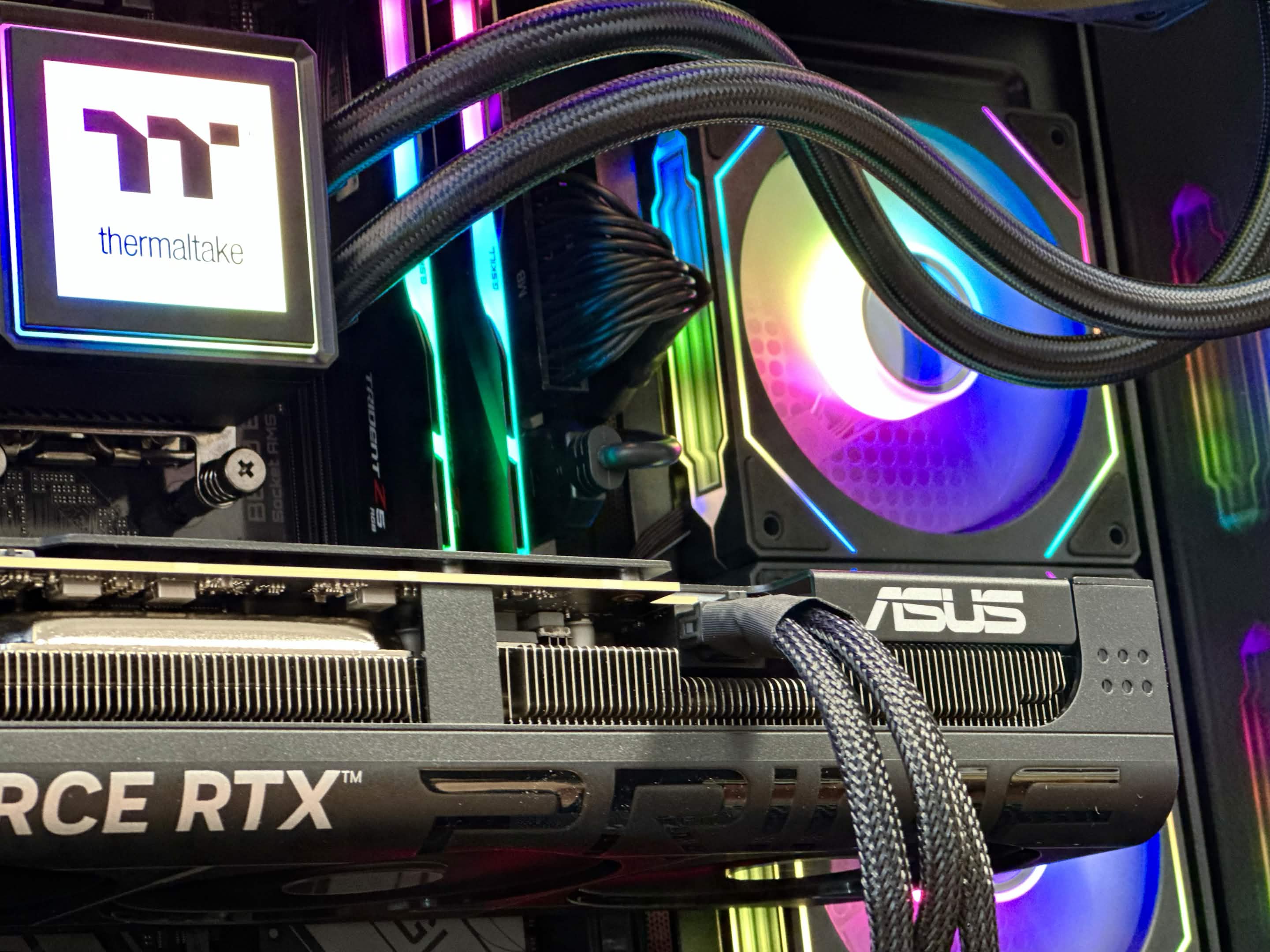 NZ Avalanche - 7800X3D | RTX 5070 | 1 TB NVME | 32 GB DDR5