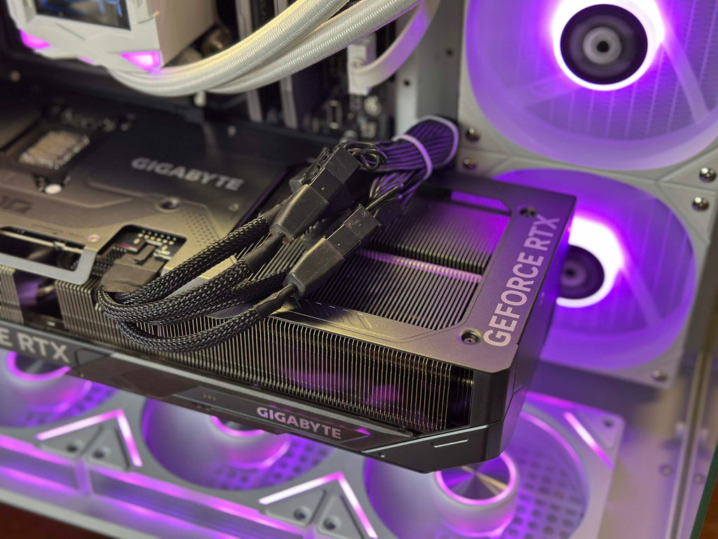Ryzen 7 9800X3D| RTX 5080 | 32GB DDR5 | 1TB NVME GAMING PC